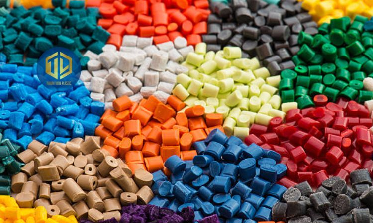 ?ng d?ng c?a nh?a PC 58?