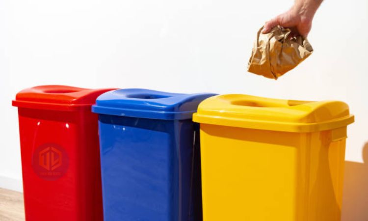 Màu s?c thùng rác