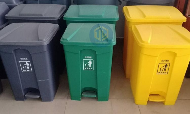 Phan lo?i thùng rác nh?p kh?u