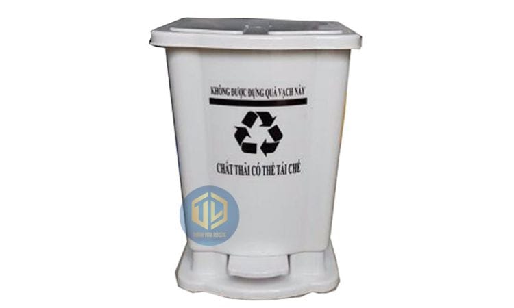 Thùng rác y t? màu tr?ng
