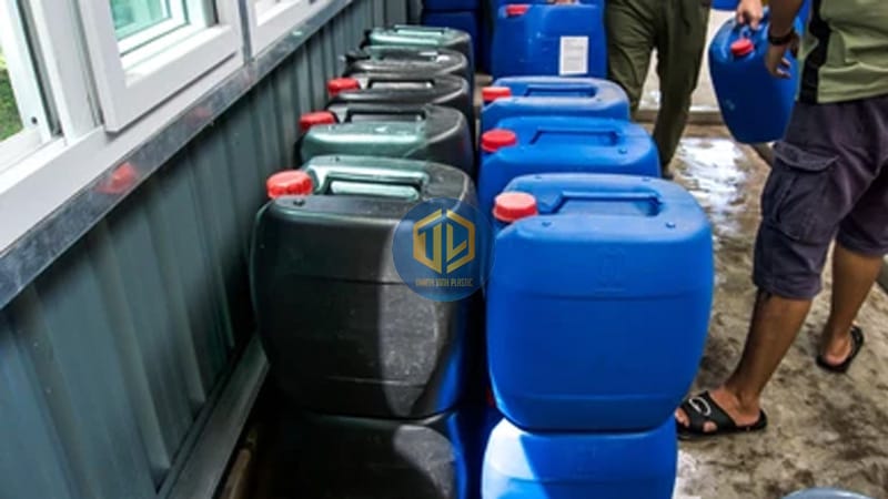 can-nhua-30-lit-cu-2