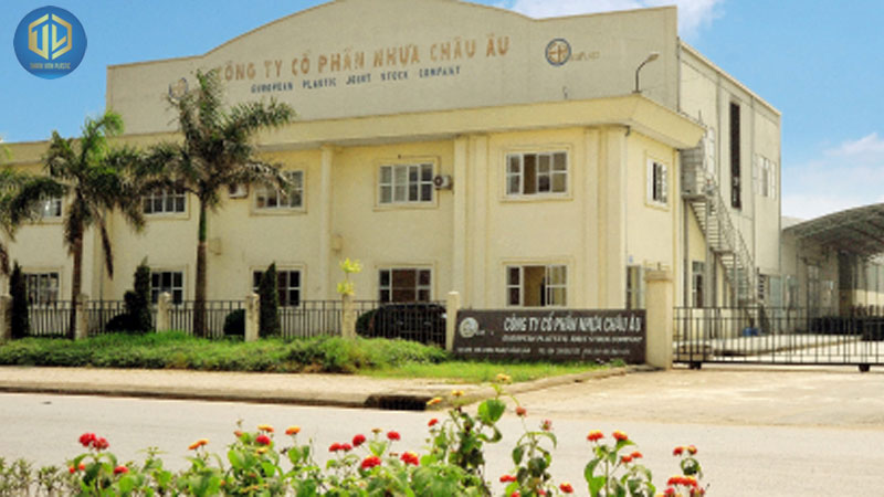 C?ng ty s?n xu?t h?t nh?a