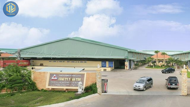 C?ng ty s?n xu?t h?t nh?a