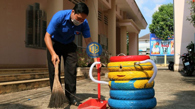 T?ng h?p 6 cách làm thùng rác tái ch? ??n gi?n và sáng t?o